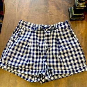 High waisted paper bag shorts